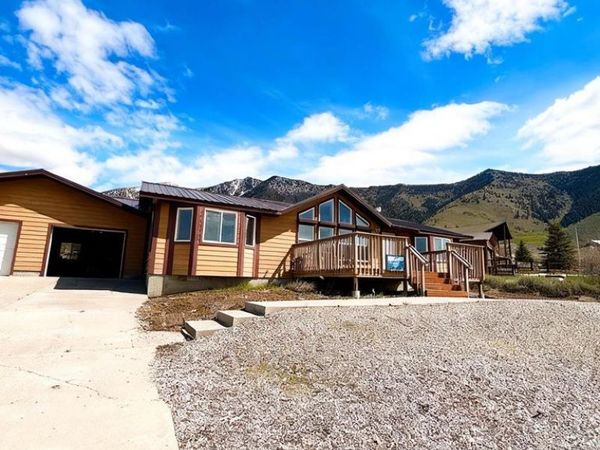 3675 Henry's Lake Circle, ISLAND PARK, ID 83429