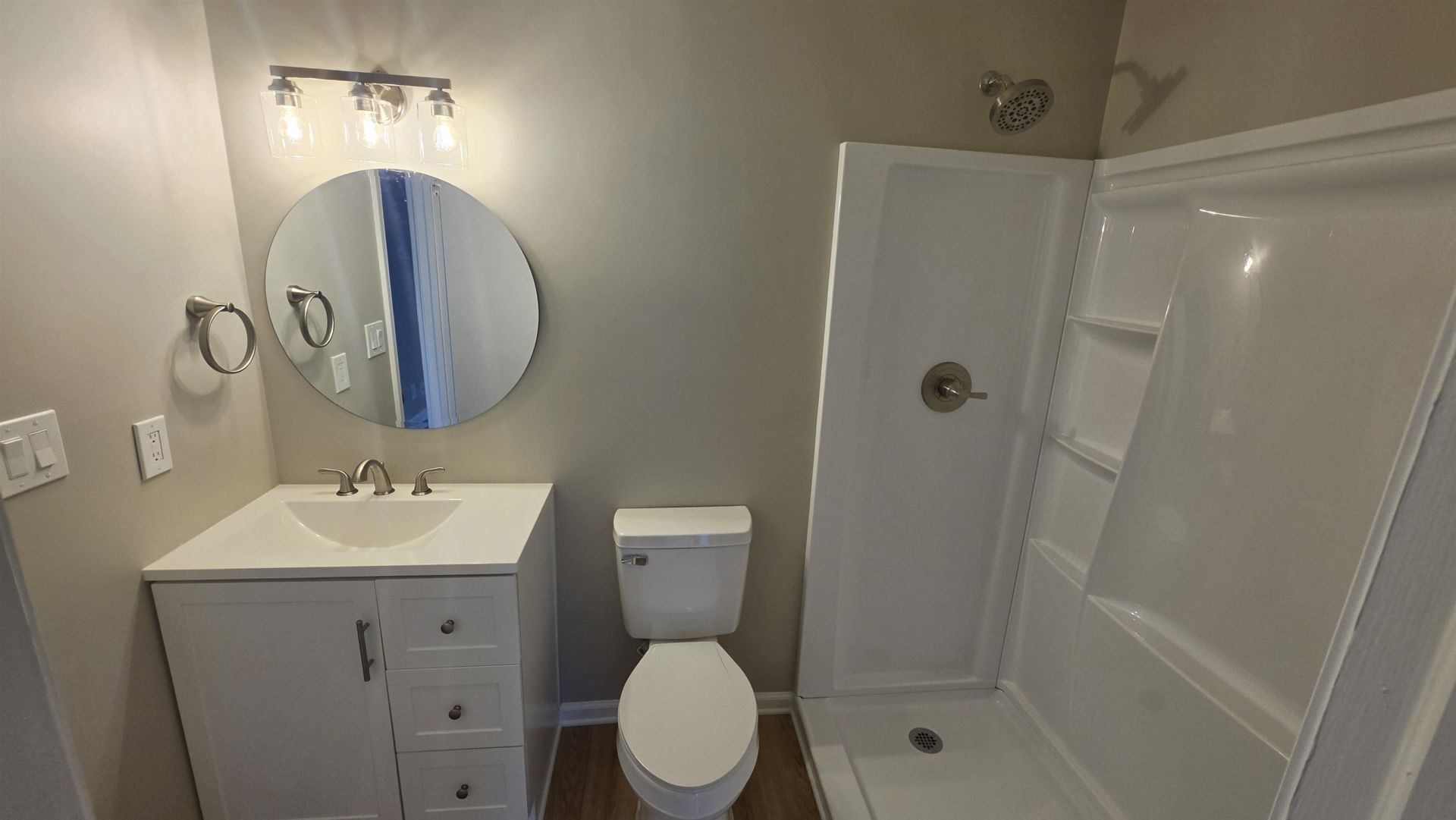801 Burcale Rd.  Photo 9