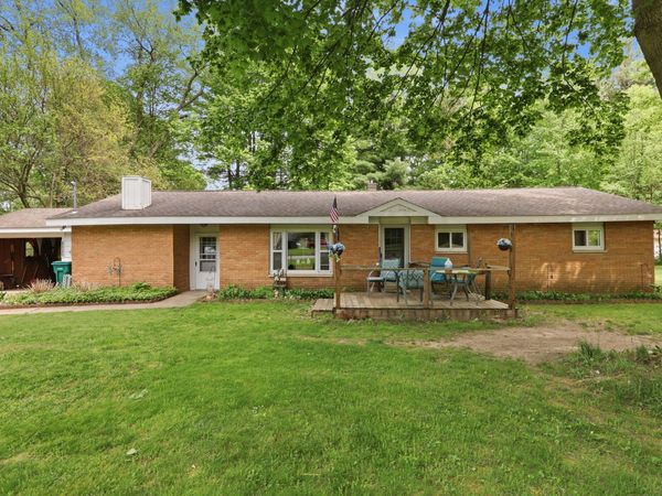 2205 S Broadway Street, Hastings, MI 49058