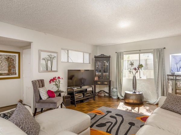 385 Cliff Drive, Unit 3, Pasadena, CA 91107