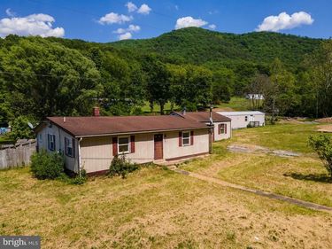 753 STEAM HOLLOW ROAD , SHENANDOAH, VA 22849