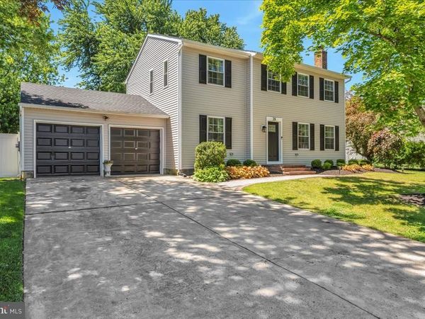 28 HEATHER DRIVE, MARLTON, NJ 08053