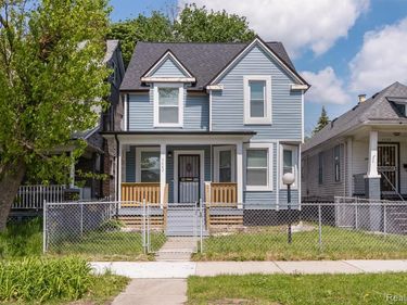 5442 Iroquois Street, Detroit, MI 48213