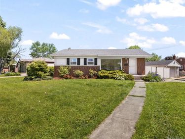 8357 Margaret Street, Taylor, MI 48180