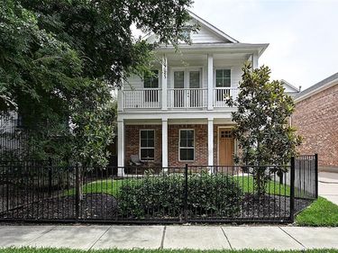 1028 Cavour Place, Dallas, TX 75204