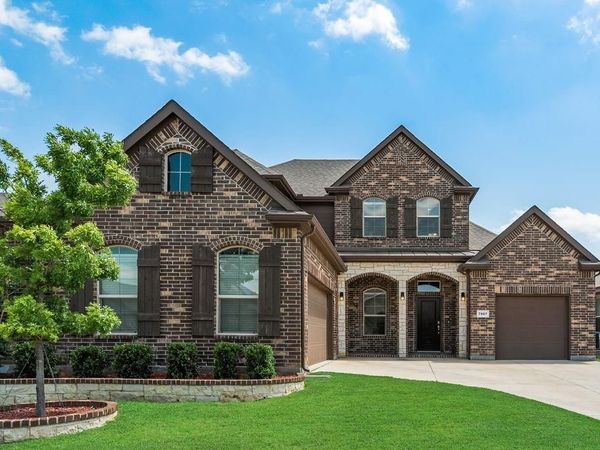 7807 Links Drive, Arlington, TX 76001