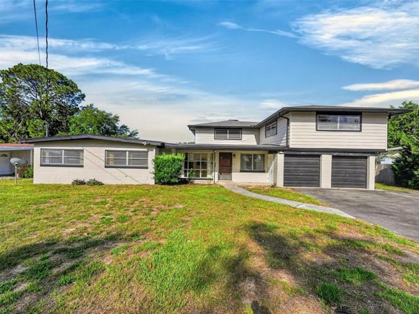 710 TWIN OAKS LANE , EUSTIS, FL 32726