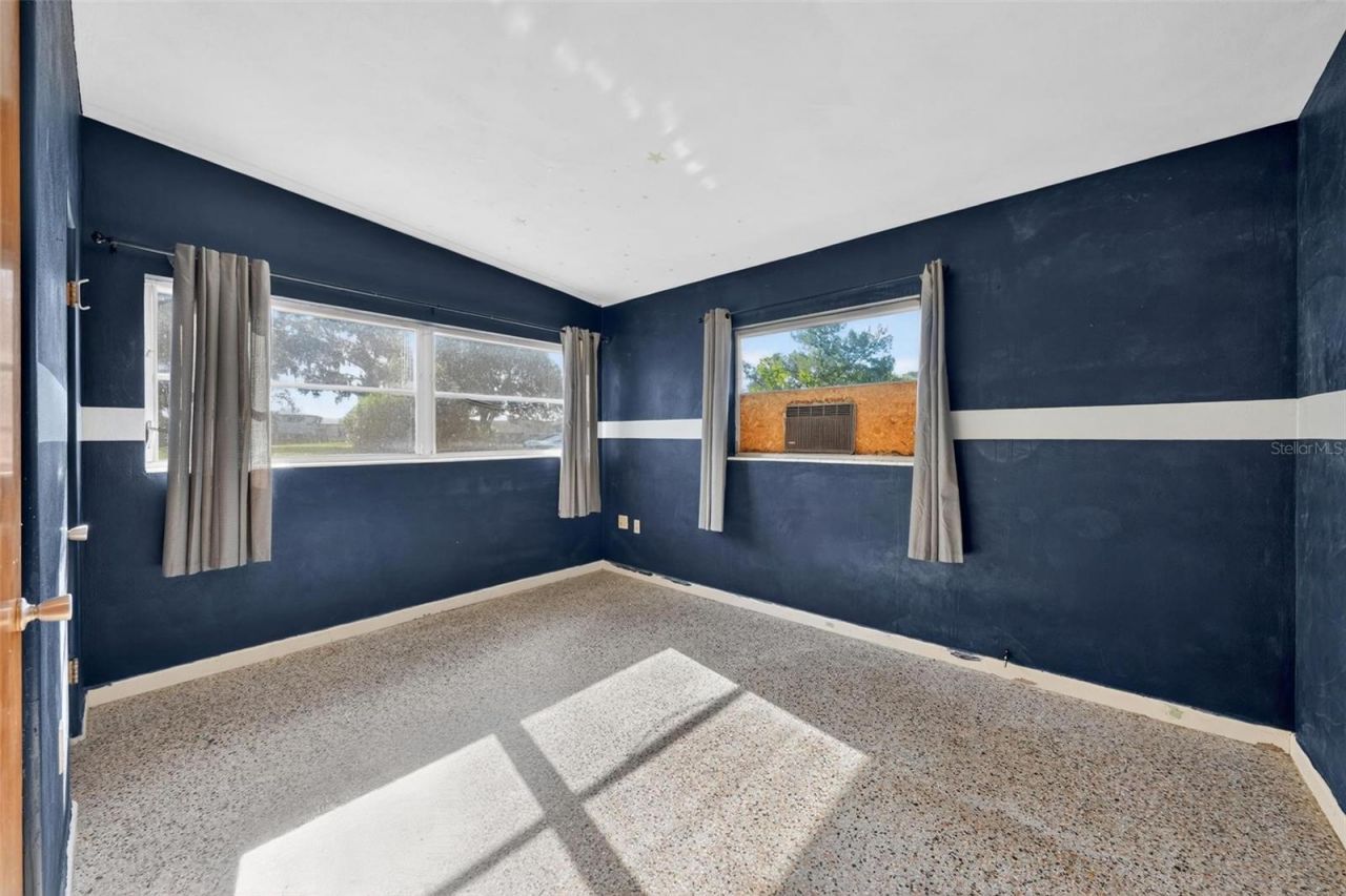 710 Twin Oaks Lane , Eustis, FL 32726 Photo