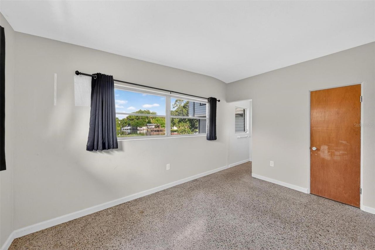 710 Twin Oaks Lane , Eustis, FL 32726 Photo