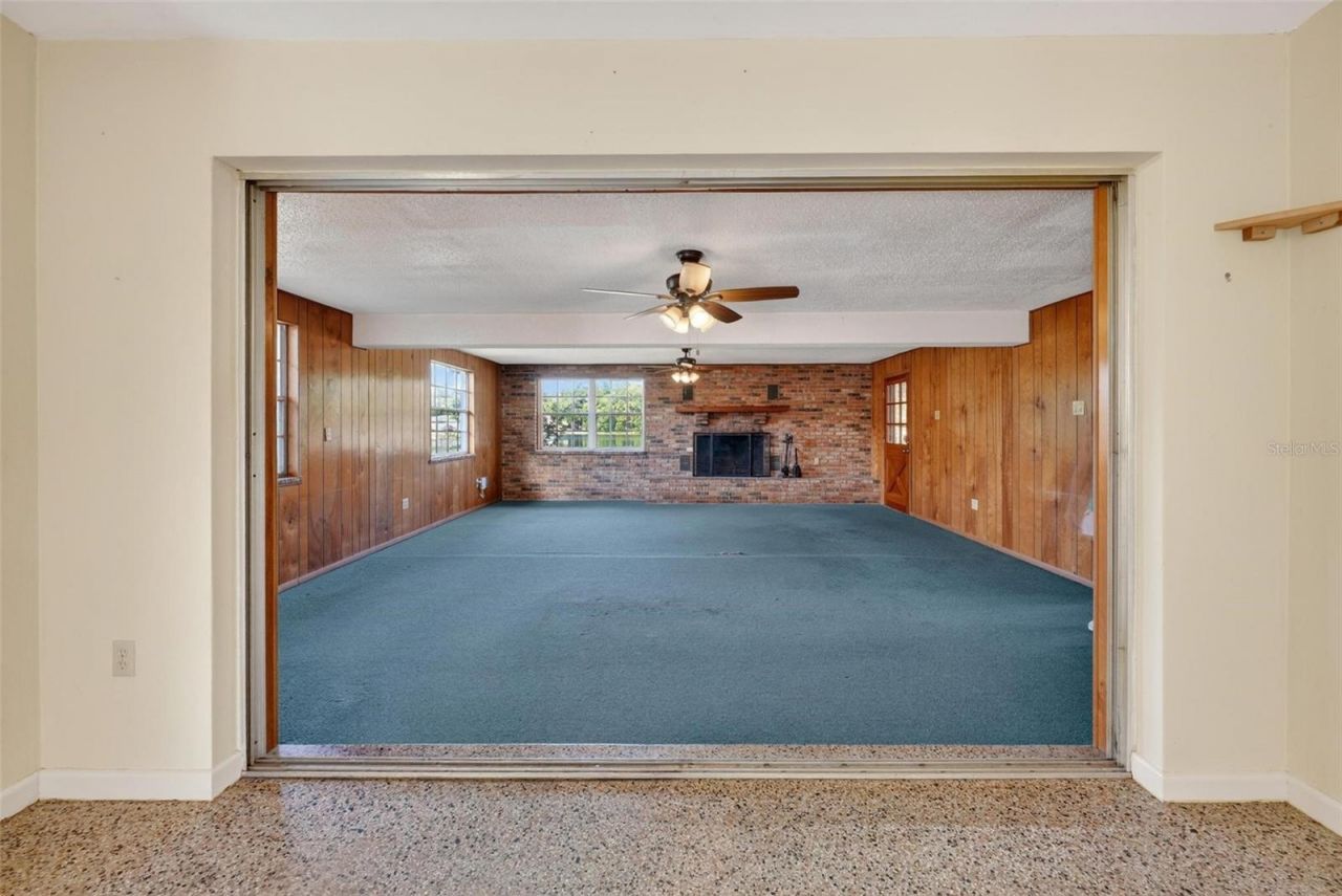 710 Twin Oaks Lane , Eustis, FL 32726 Photo