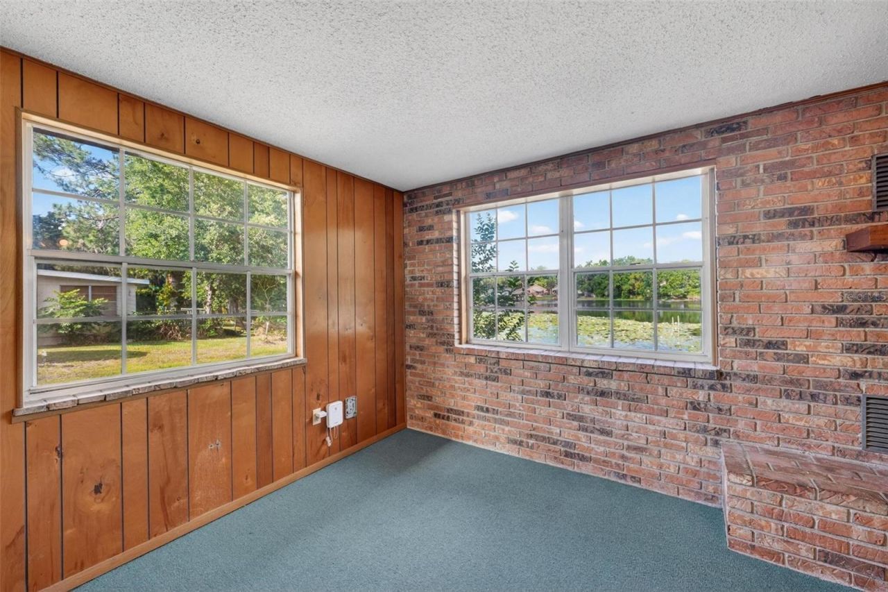 710 Twin Oaks Lane , Eustis, FL 32726 Photo