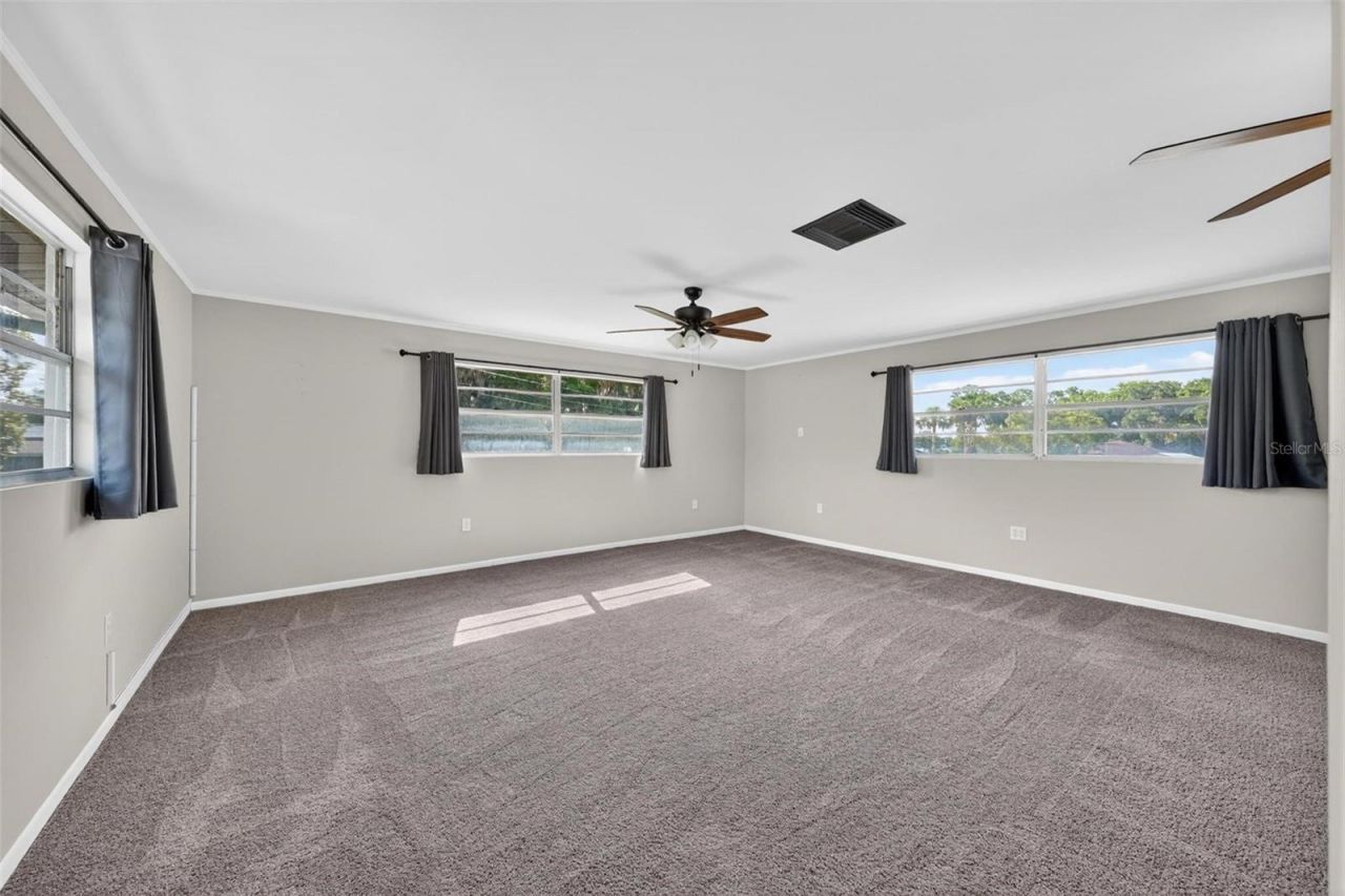 710 Twin Oaks Lane , Eustis, FL 32726 Photo