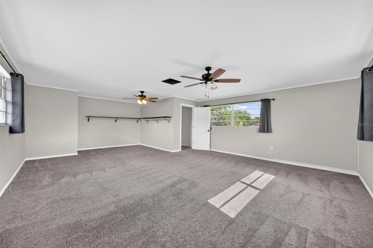 710 Twin Oaks Lane , Eustis, FL 32726 Photo