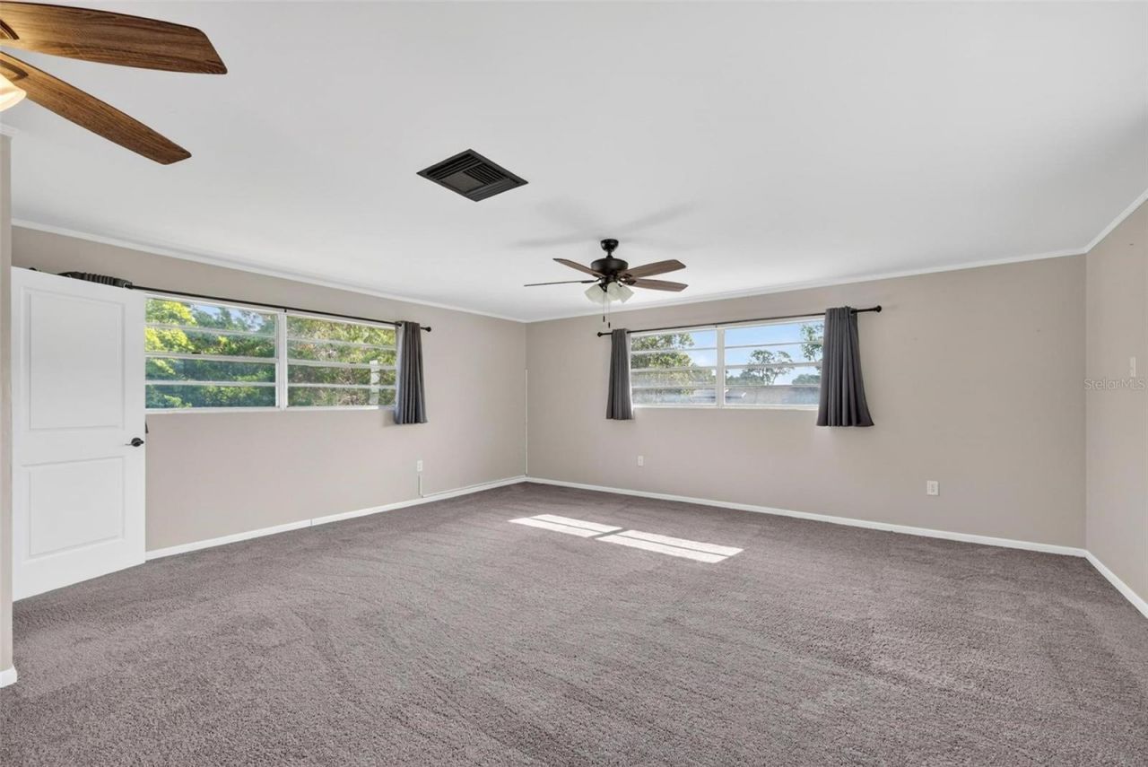 710 Twin Oaks Lane , Eustis, FL 32726 Photo