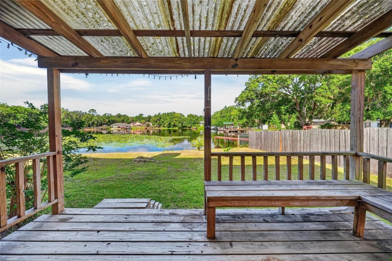 710 Twin Oaks Lane , Eustis, FL 32726 Photo