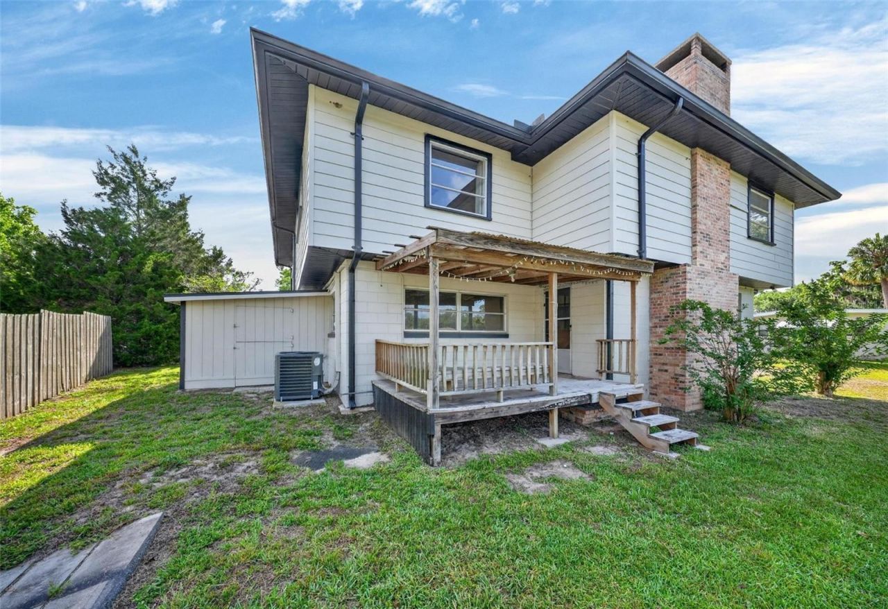 710 Twin Oaks Lane , Eustis, FL 32726 Photo