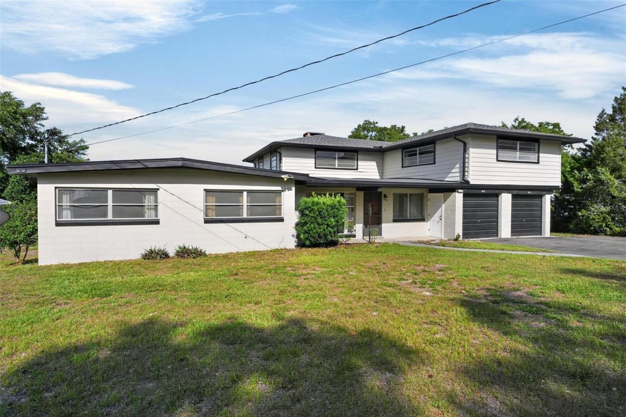 710 Twin Oaks Lane , Eustis, FL 32726 Photo