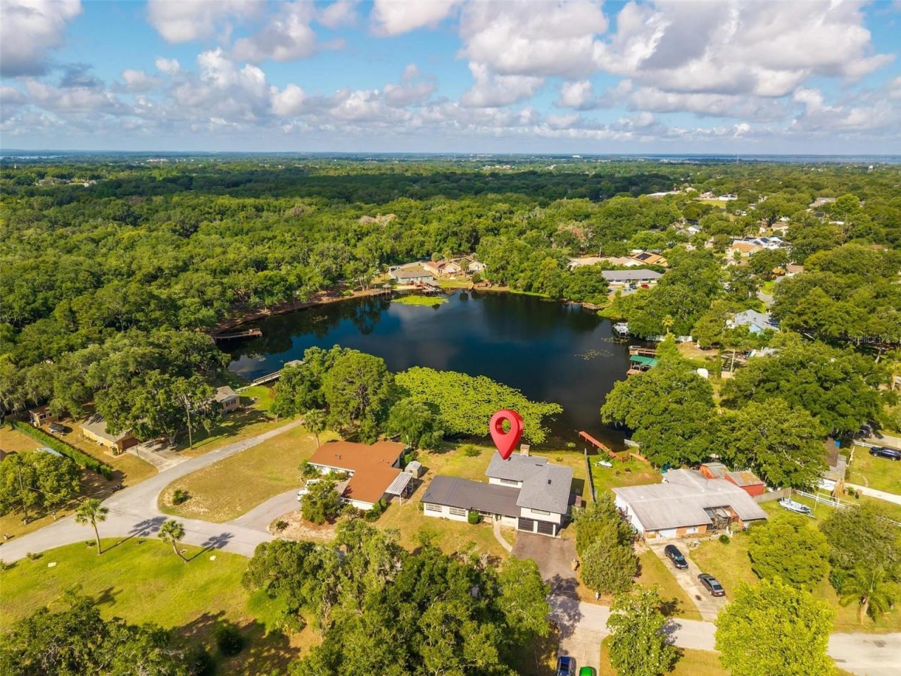 710 Twin Oaks Lane , Eustis, FL 32726 Photo
