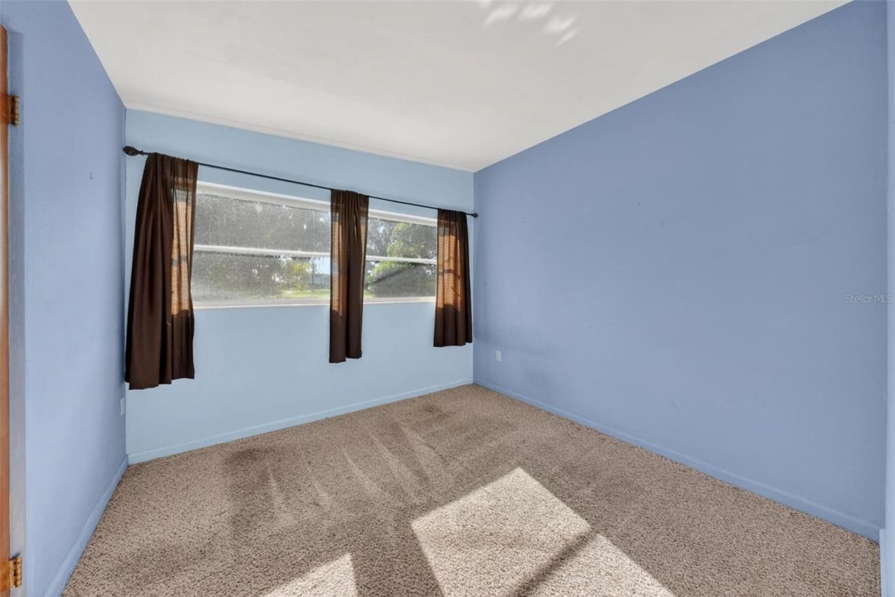 710 Twin Oaks Lane , Eustis, FL 32726 Photo