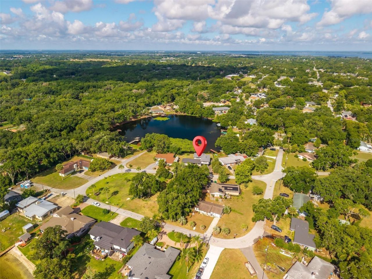 710 Twin Oaks Lane , Eustis, FL 32726 Photo