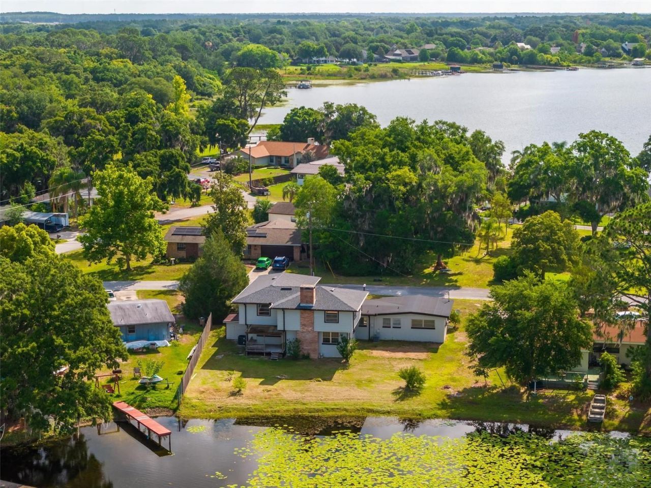 710 Twin Oaks Lane , Eustis, FL 32726 Photo