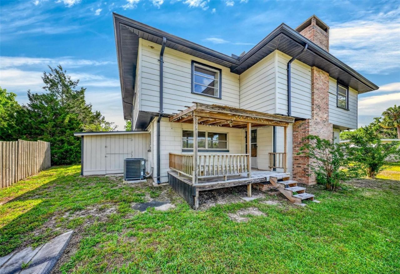 710 Twin Oaks Lane , Eustis, FL 32726 Photo