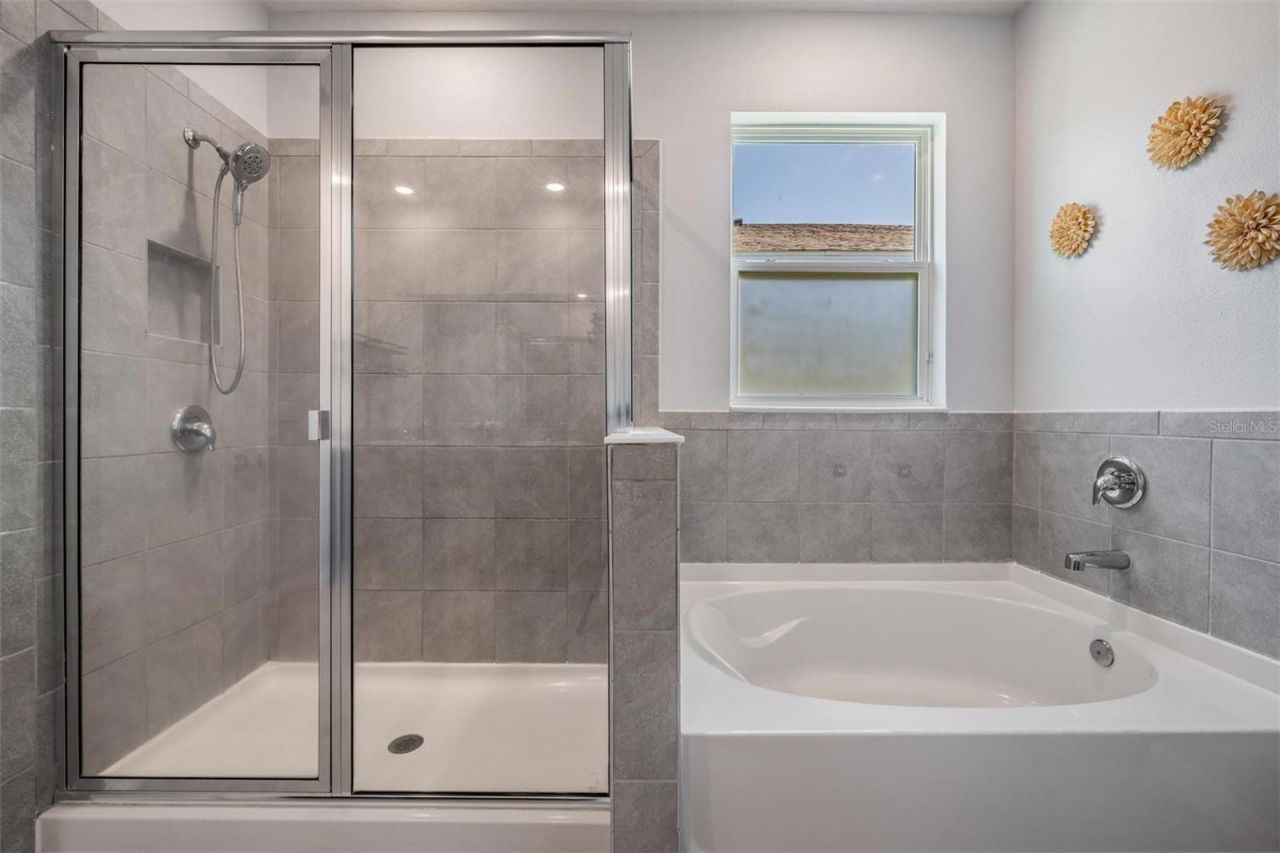 16619 Goose Ribbon Place , Wimauma, FL 33598 Photo