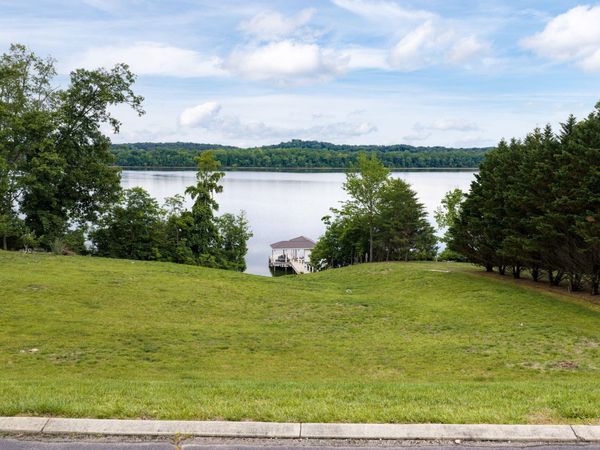16007 Channel Point Drive, Sale Creek, TN 37373