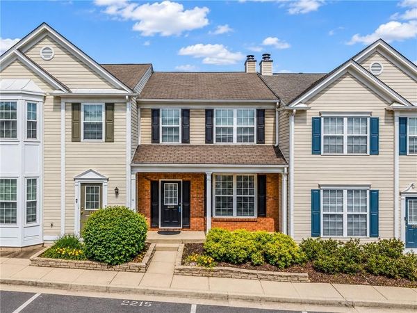 2215 Kilmington Square, Alpharetta, GA 30009
