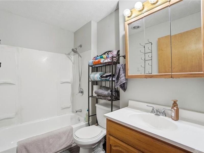 4199 Routt Lane, Franklin Township, OH 45005 Photo 6