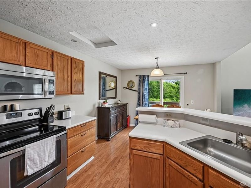 1742 Damos Way, Marysville, OH 43040 Photo 10