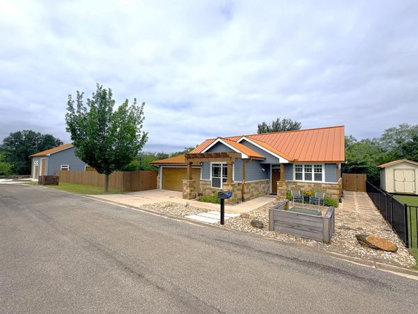 107 Kandi LN, Sunrise Beach, TX 78643