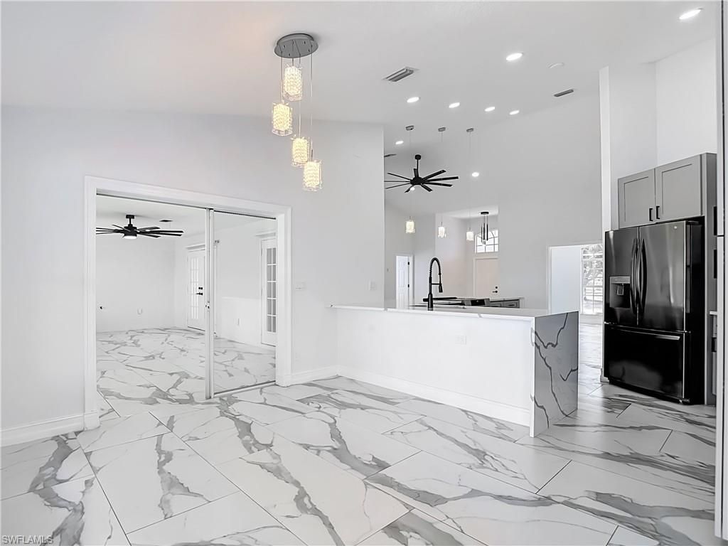 2503 Aviation Pkwy, Cape Coral, FL 33904 Photo