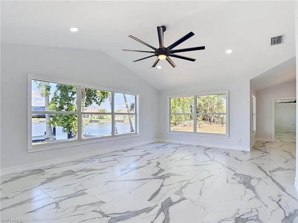 2503 Aviation Pkwy, Cape Coral, FL 33904 Photo