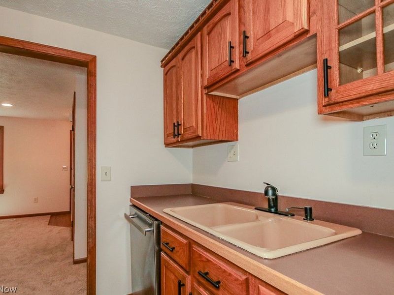 615 Trailwood Drive, Painesville, OH 44077 Photo 8