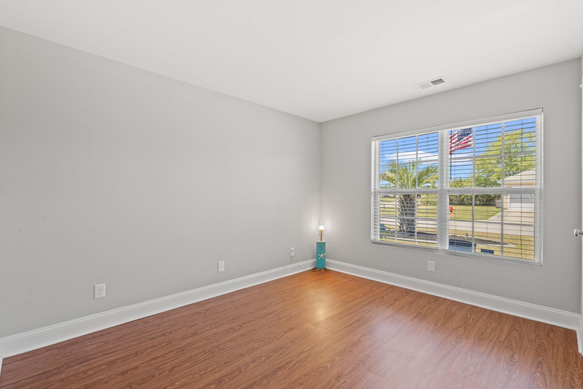 700 Alexis Dr. Photo 12