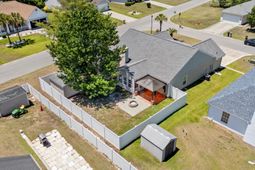 700 Alexis Dr. photo 4