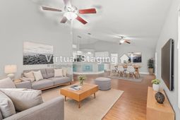 700 Alexis Dr. photo 4