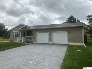 920 23rd Street , Fairbury, NE 68352