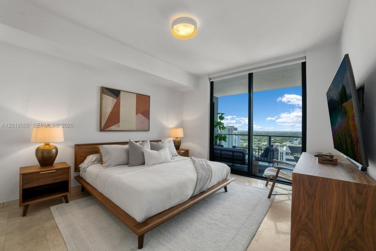 88 SW 7th St , Unit 2406, Miami, FL 33130 Photo