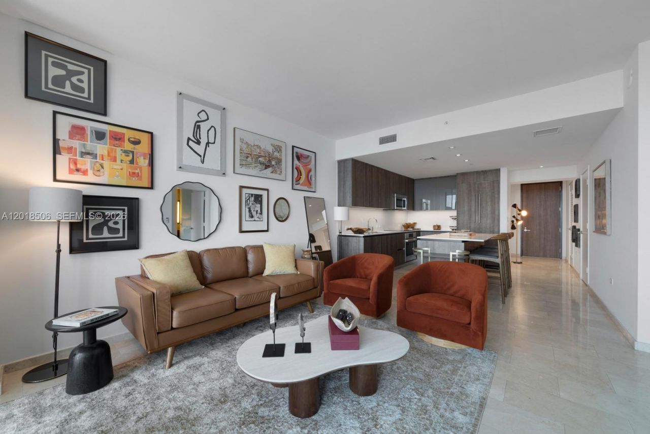 88 SW 7th St , Unit 2406, Miami, FL 33130 Photo