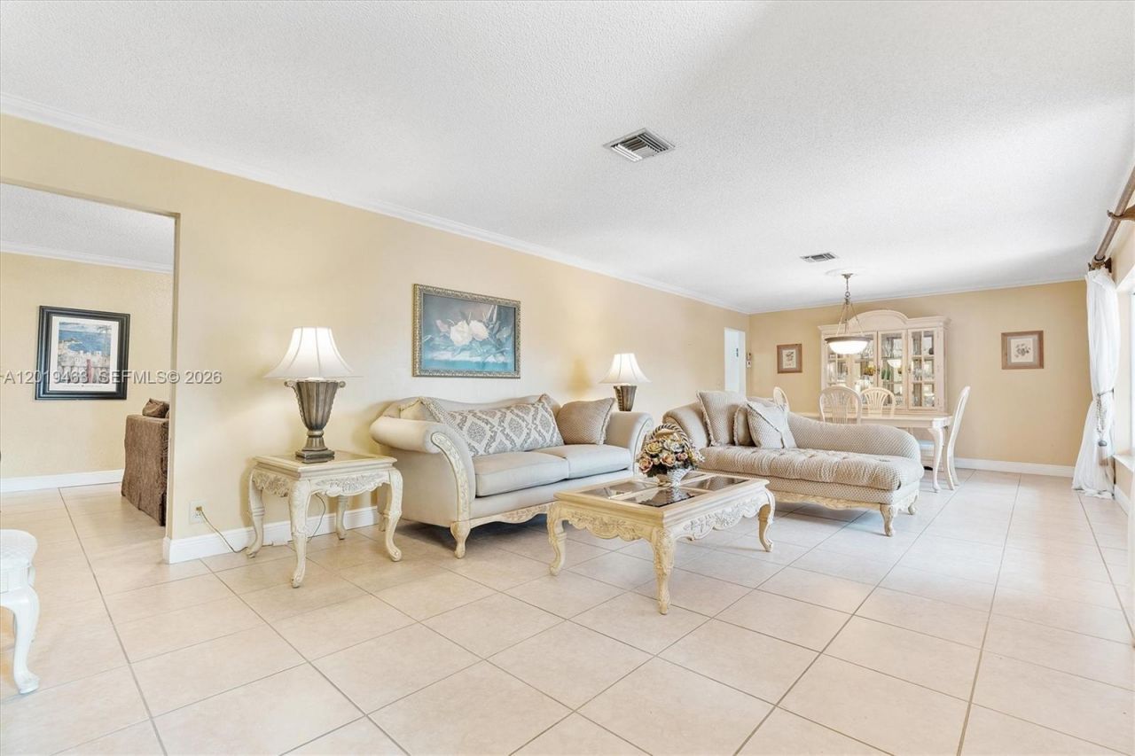 1730 NW 108th Ave , Pembroke Pines, FL 33026 Photo