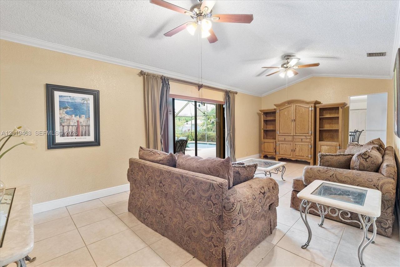 1730 NW 108th Ave , Pembroke Pines, FL 33026 Photo