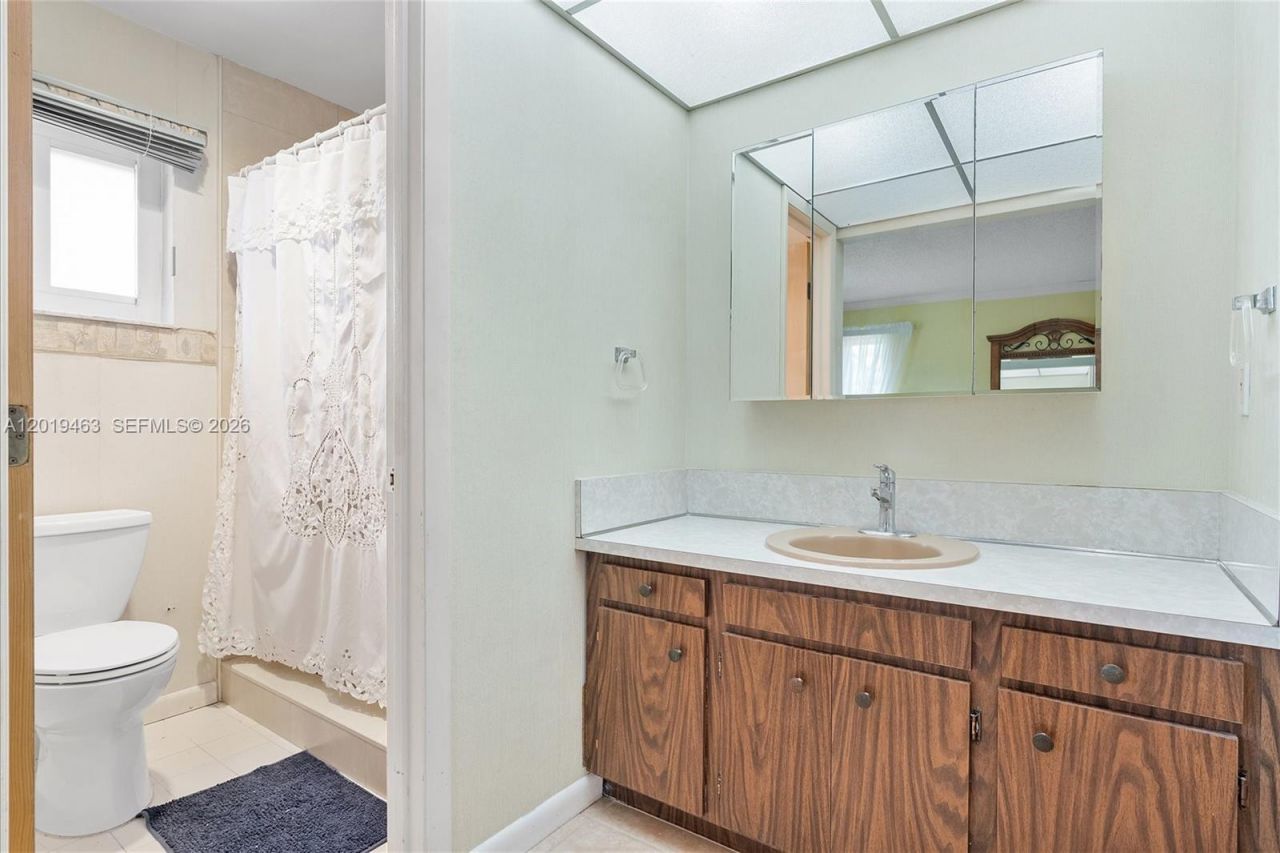 1730 NW 108th Ave , Pembroke Pines, FL 33026 Photo