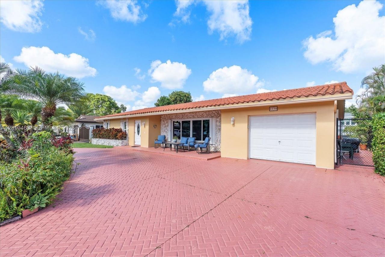 1730 NW 108th Ave , Pembroke Pines, FL 33026 Photo