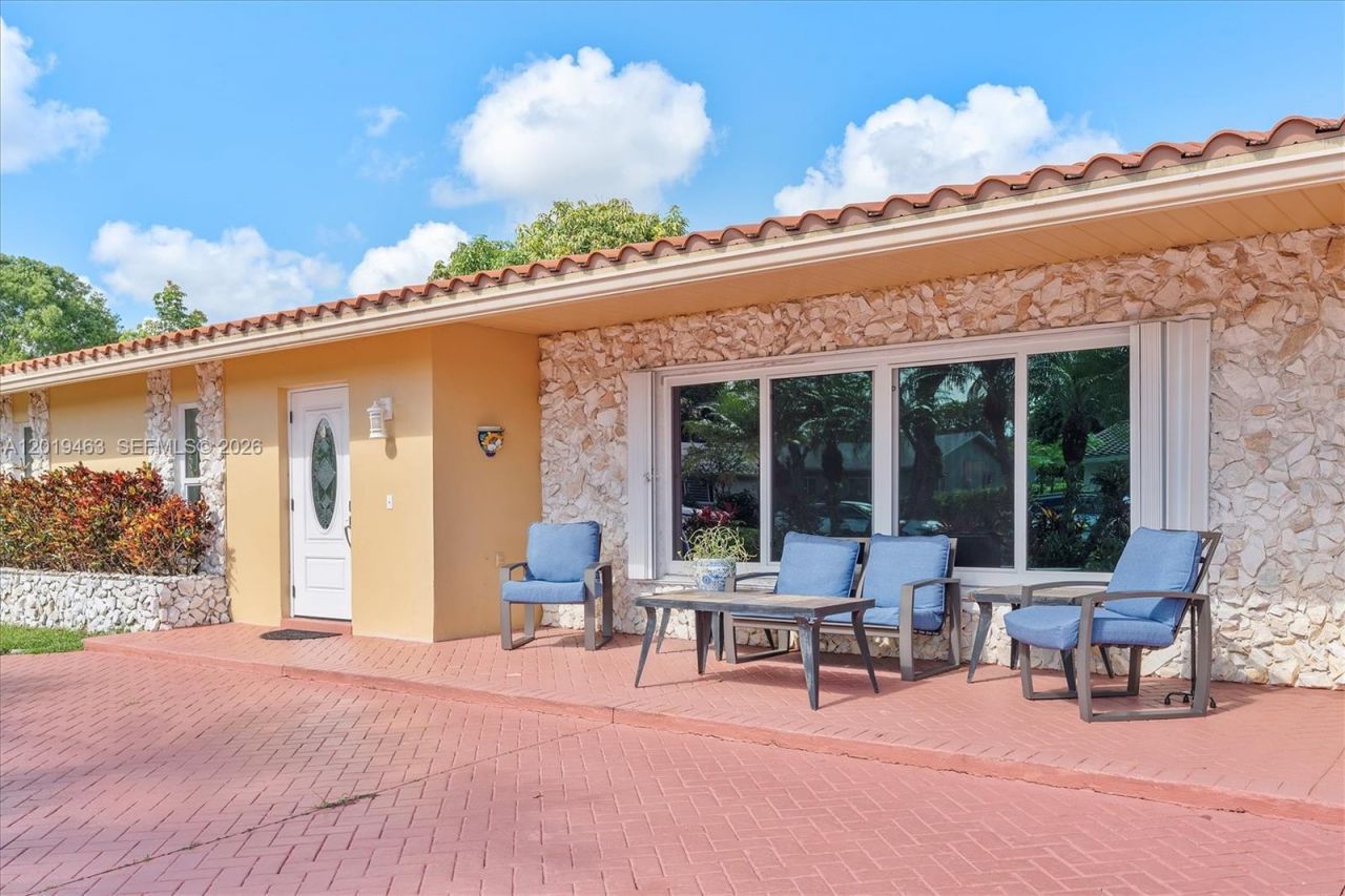 1730 NW 108th Ave , Pembroke Pines, FL 33026 Photo