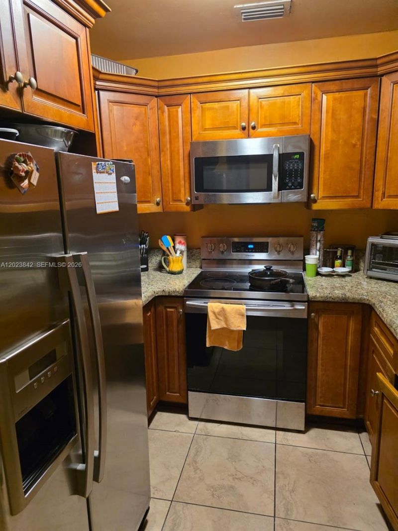 620 NW 199th St , Miami Gardens, FL 33169 Photo