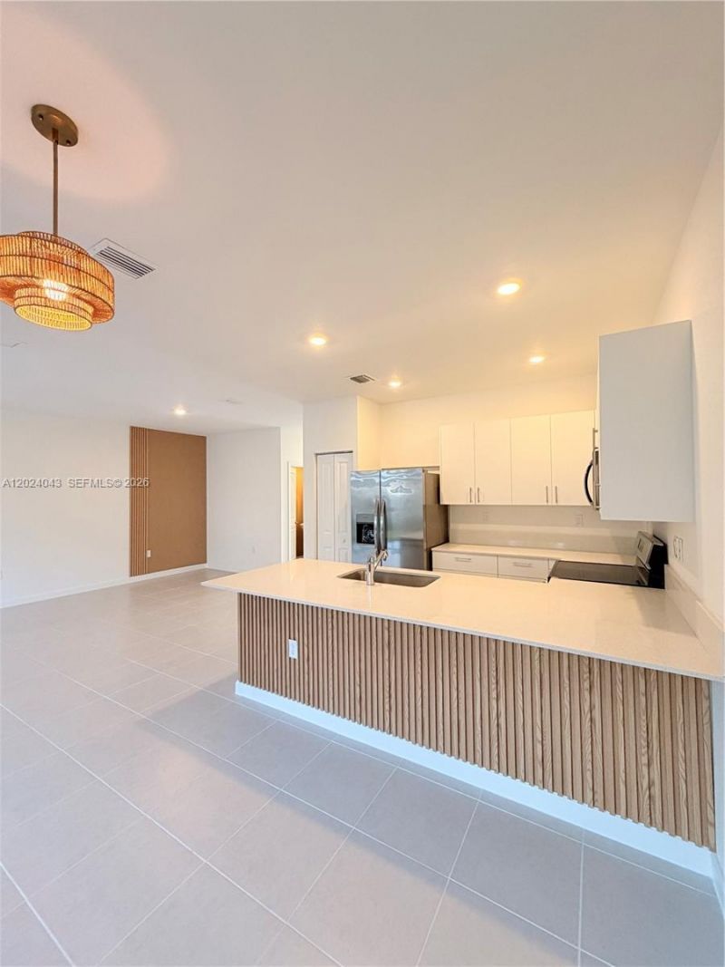 663 SE 13th St Cir , Unit ., Homestead, FL 33034 Photo