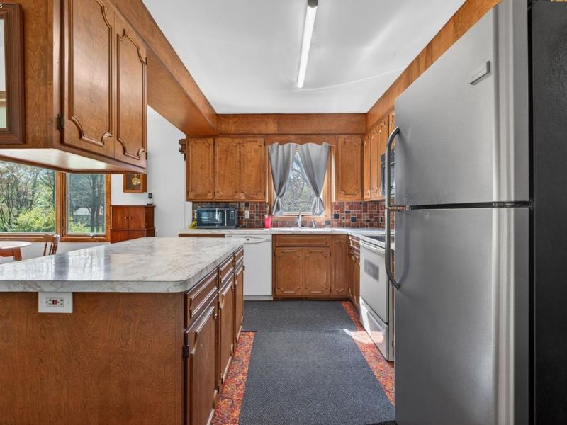 13184 Gore Orphanage, Wakeman, OH 44889 Photo 9
