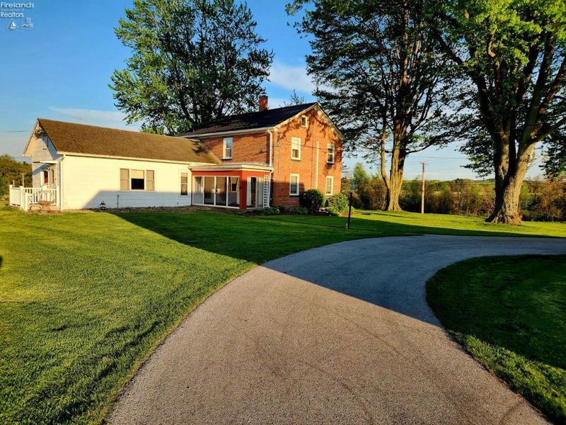 7603 Darrow Road, Huron, OH 44839 Photo 14